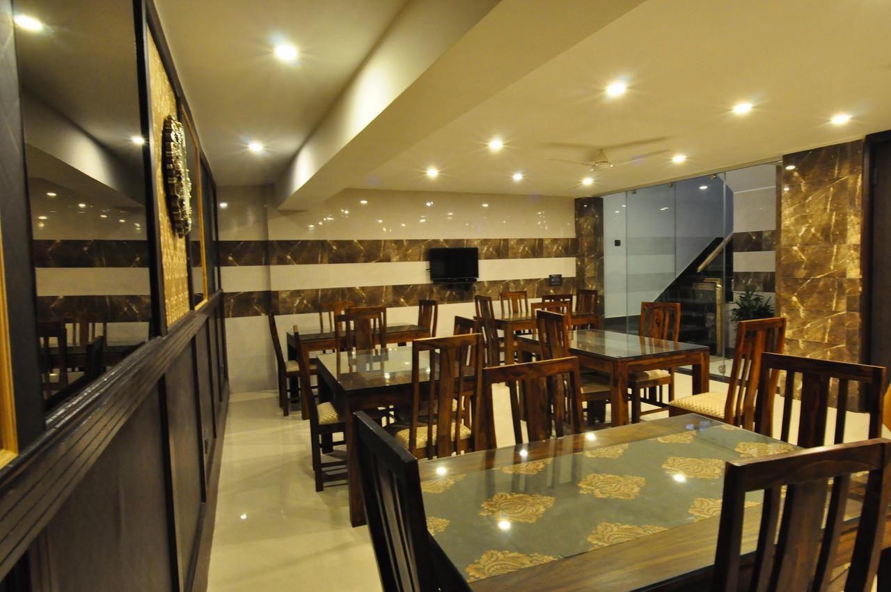 Anand Bhawan Hotell New Delhi Eksteriør bilde